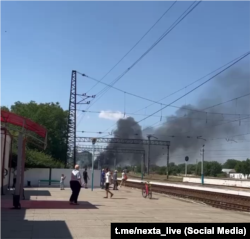 Пожежа на нафтобазі біля залізничної станції Елеваторна, Октябрське, Крим. Архівне фото