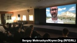 Презентація документального фільму про Нарімана Джеляла на Першому парламентському саміті «Кримської платформи», Загреб, Хорватія, 24 жовтня 2022 року