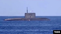 Підводний човен «Ростов-на-Дону» в Середземному морі. Архівне фото