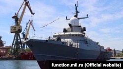 Російський малий ракетний корабель «Аскольд» на суднобудівному заводі «Залив» у Керчі. Крим, 2021 рік