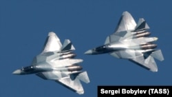 Російські винищувачі п'ятого покоління Су-57 Ілюстративне фото