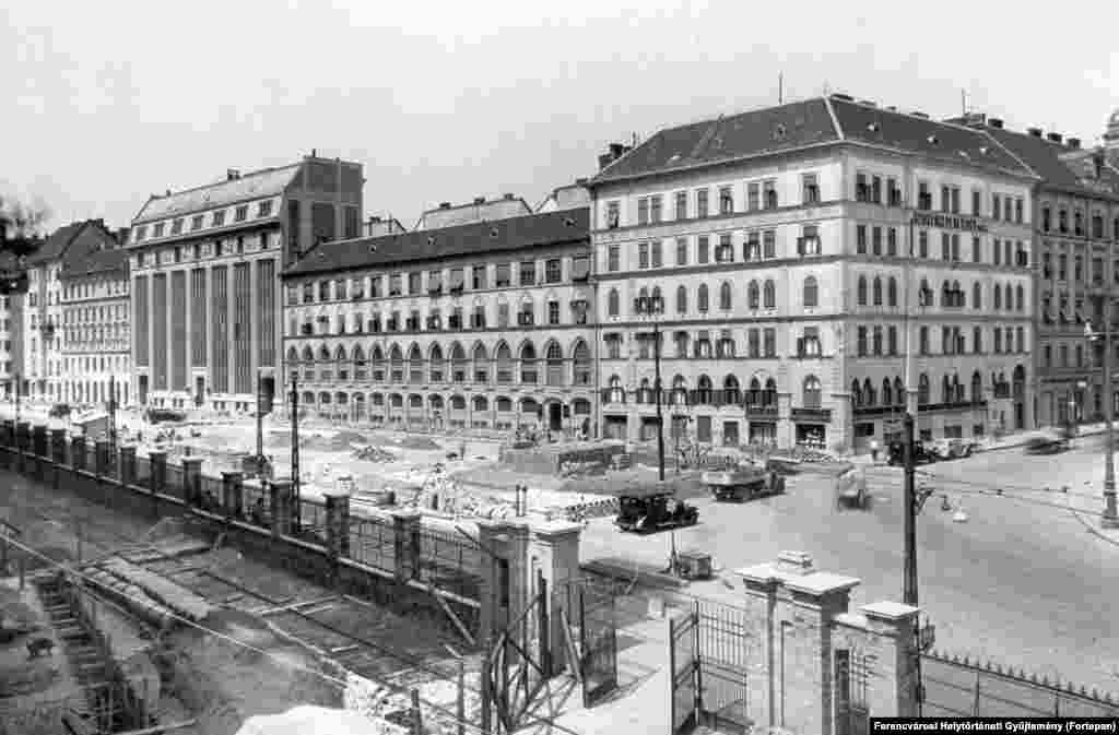 1930 рік. Дорожні роботи на вулиці Кезрактар, на березі Дунаю в південній частині Будапешту