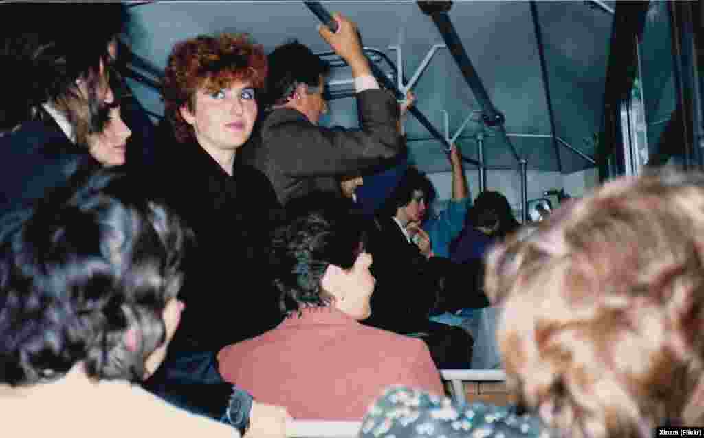 Переповнений трамвай у Сараєві. 1987 рік